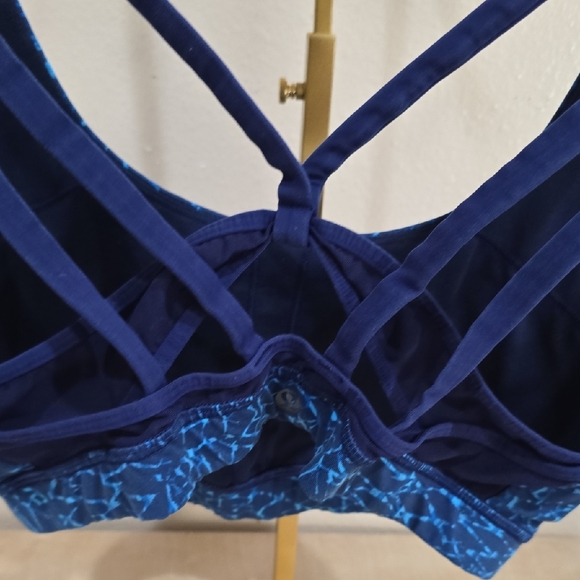 💙 Lululemon Athletica Blue Patterned Sports Bra - Picture 6 of 8
